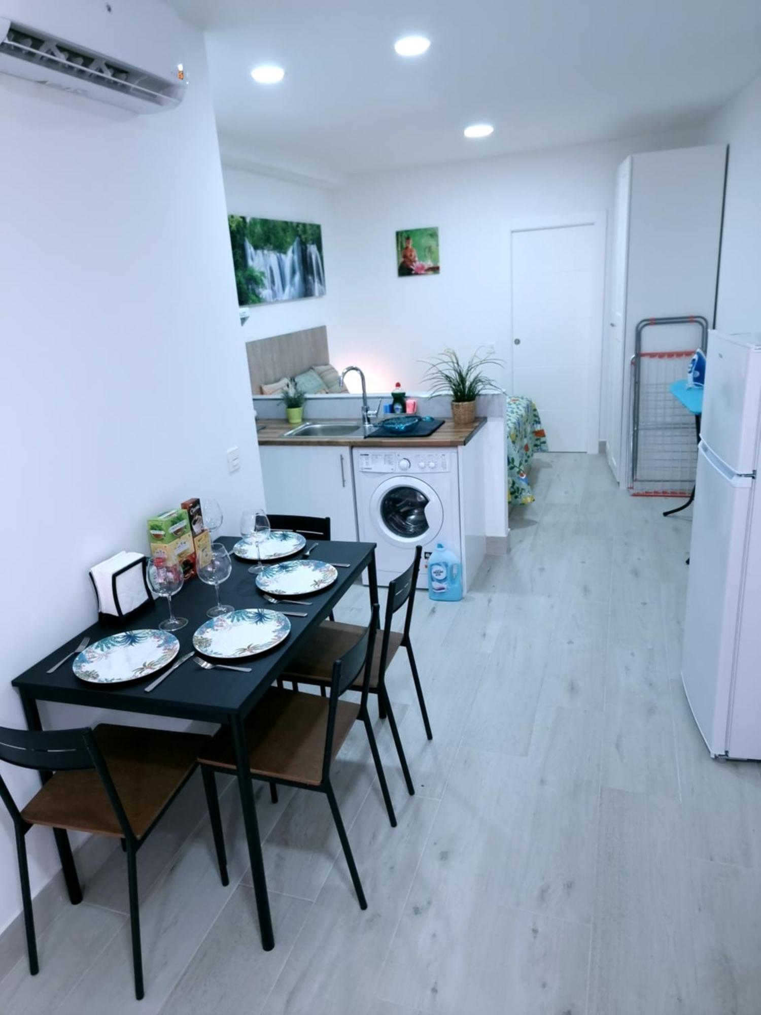 Apartamentos Zanca City Center Free Luggage Storage Málaga Exterior foto